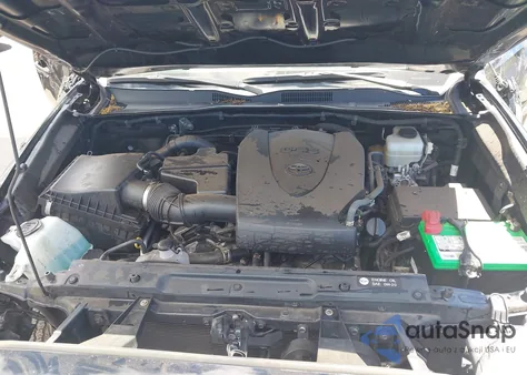 2016 Toyota Tacoma Trd Sport z USA, uszkodzony, nr VIN 3TMCZ5AN2GM024396